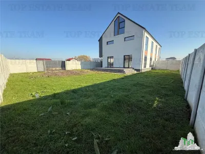 Villa Premium con Paneles Fotovoltaicos a 15 Minutos de la Capital - foto 3