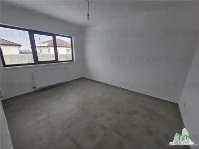 Casa de Planta Baja con Parcela de 450m², a 15 Minutos de Bucarest - foto 2