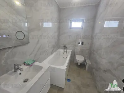 Casa de Planta Baja con Parcela de 450m², a 15 Minutos de Bucarest - foto 5
