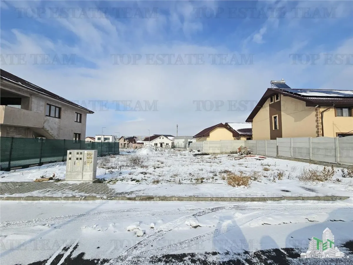 Building Plot 376 m² Valu Traian, Constanta - foto 1
