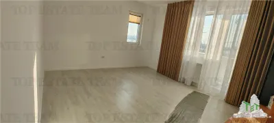 2-Bedroom Apartment with Premium Finishes and Full Utilities in Militari Residence - foto 13