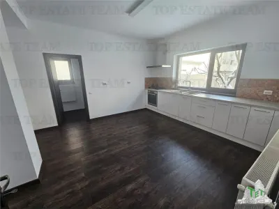 To Let: 5-Bedroom Unfurnished Villa in Chiajna - foto 2