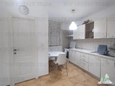 Three-bedroom split-layout apartment, prime location near park and Tineretului metro - Bucuresti
