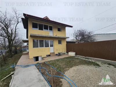 Individual Villa, 5 Bedrooms + Cellar, Domnesti Centre - Domnesti