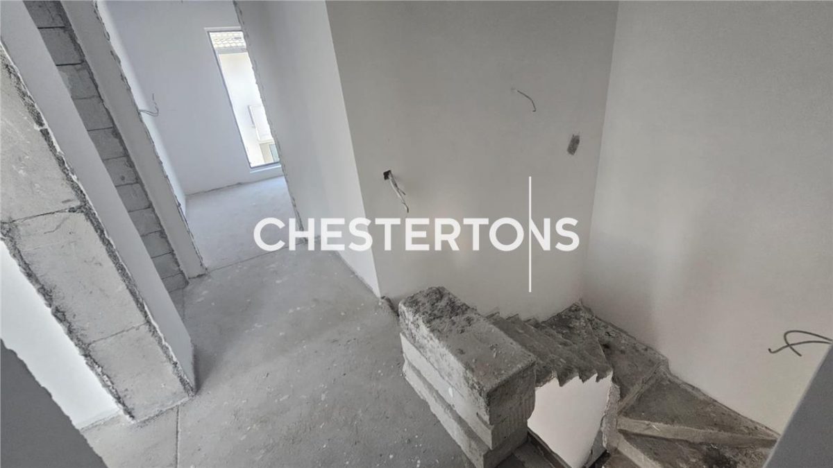 Villa Individuelle 4 Chambres avec Espaces Généreux à Chiajna - foto 9