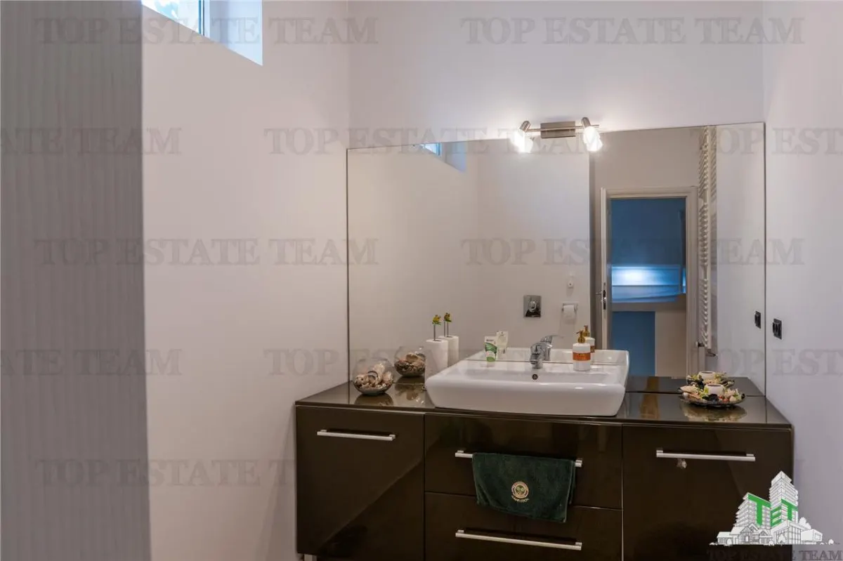 5-Bedroom Villa, Pasarea, Branesti with Swimming Pool - foto 17