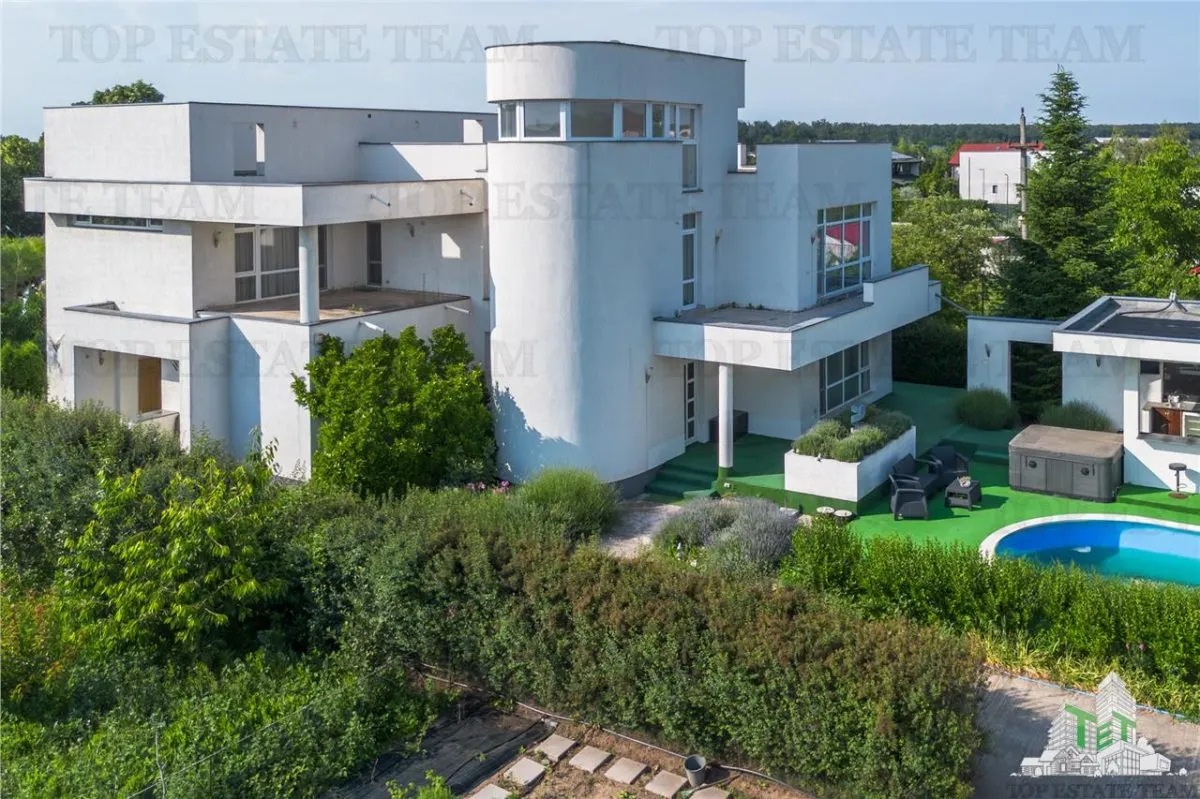 5-Bedroom Villa, Pasarea, Branesti with Swimming Pool - foto 3