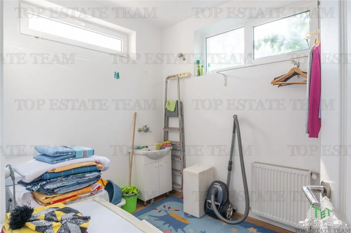 5-Bedroom Villa, Pasarea, Branesti with Swimming Pool - foto 24