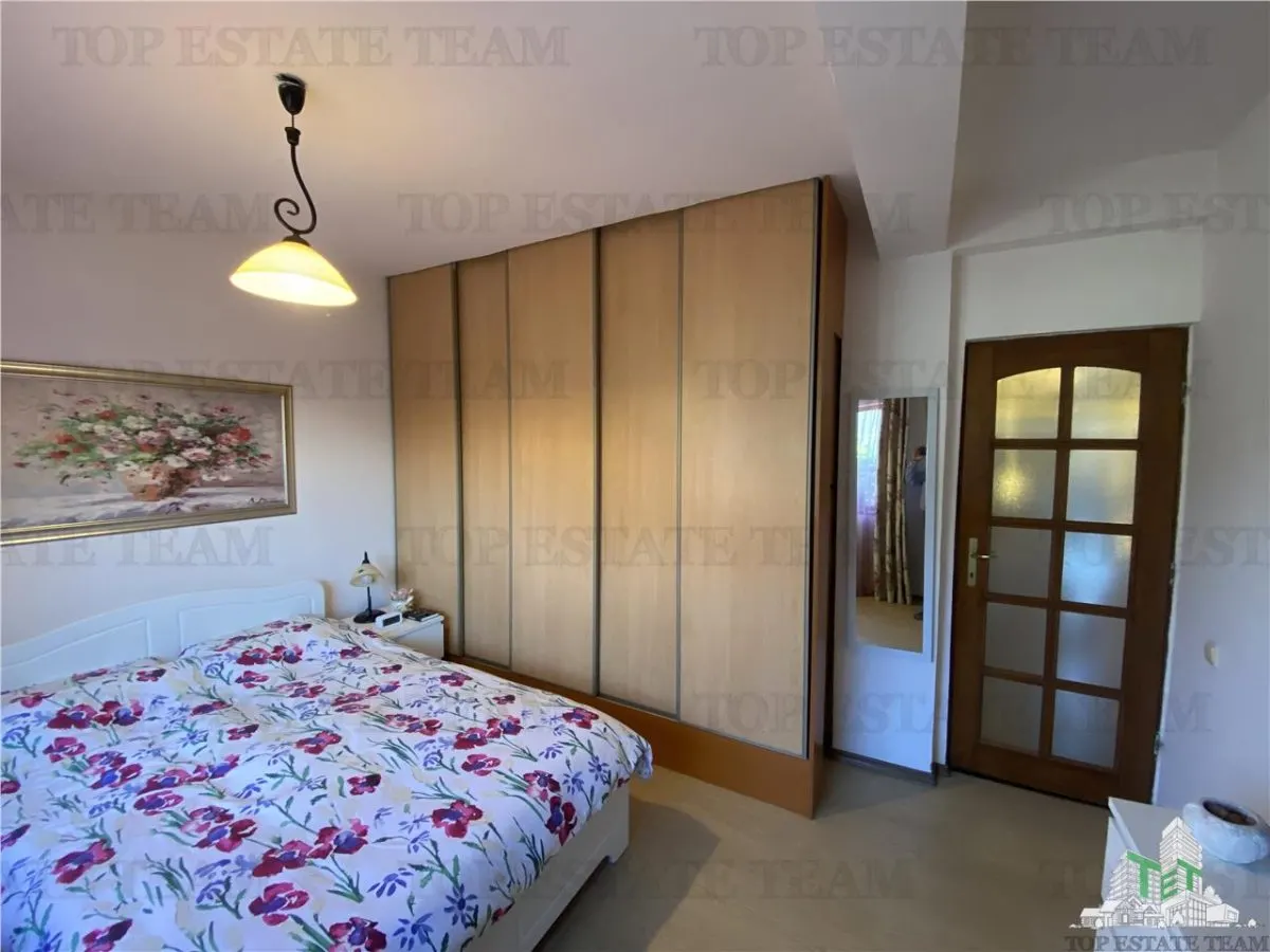 Spacious Villa with 3 Apartments in Fundeni Dobroiesti - foto 6