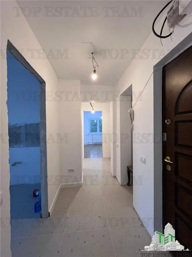 3-Bedroom Apartment, 62m², Fully Renovated, Politehnica Park, Lujerului Metro, Bucharest - foto 4