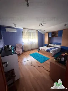 Villa Independiente con Terreno de 1.300 m² en Corbeanca - Zona Petresti - foto 16