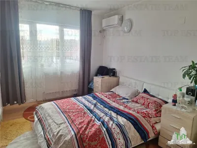 Villa Dúplex Moderna con Terreno de 182 m² en Colentina, Calle Tranquila - foto 2
