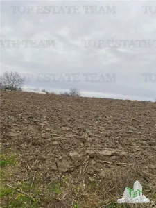 普拉霍瓦州 12,223 平方米地块 - foto 3
