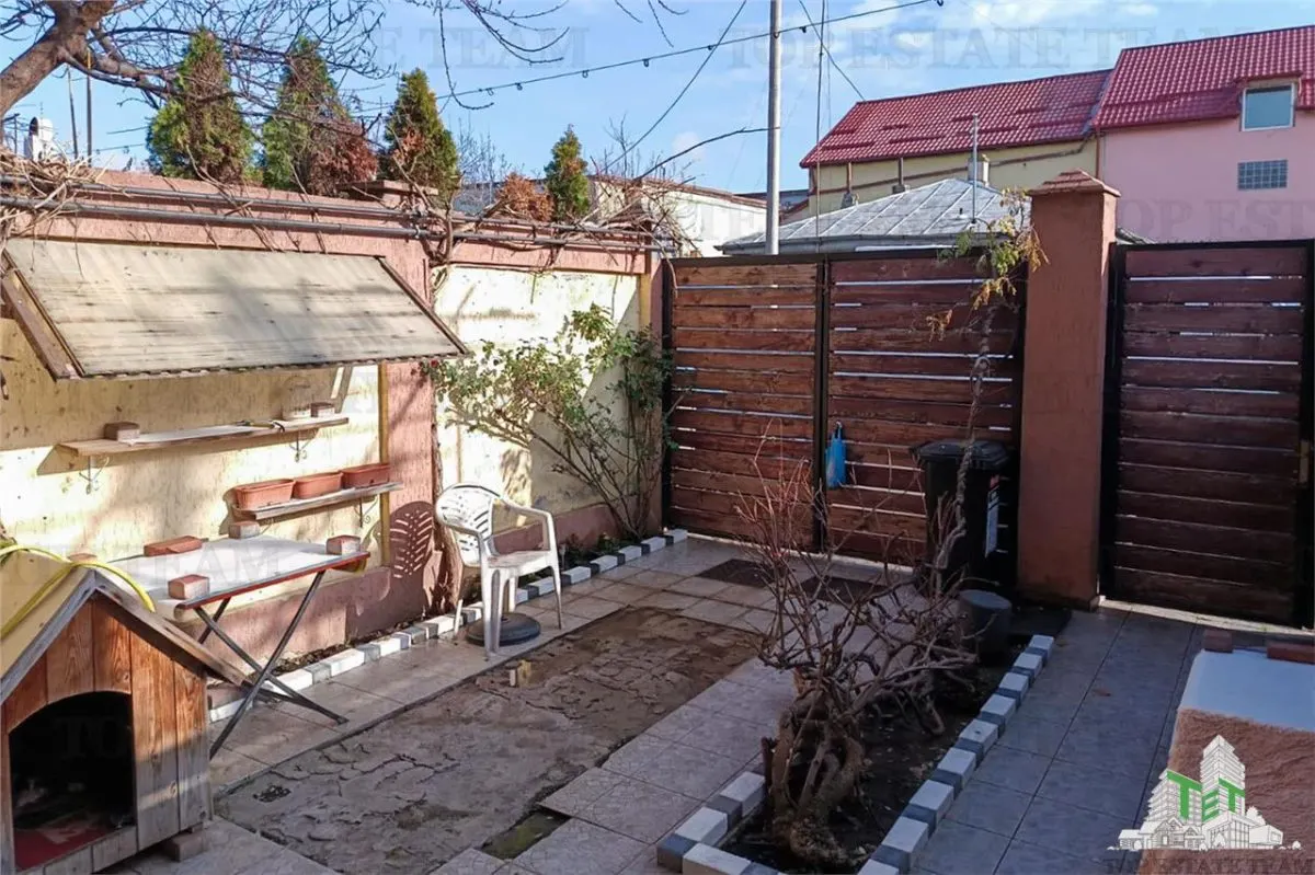 Two-Bedroom Apartment, Titan – Private Courtyard 37sqm in Villa - foto 4