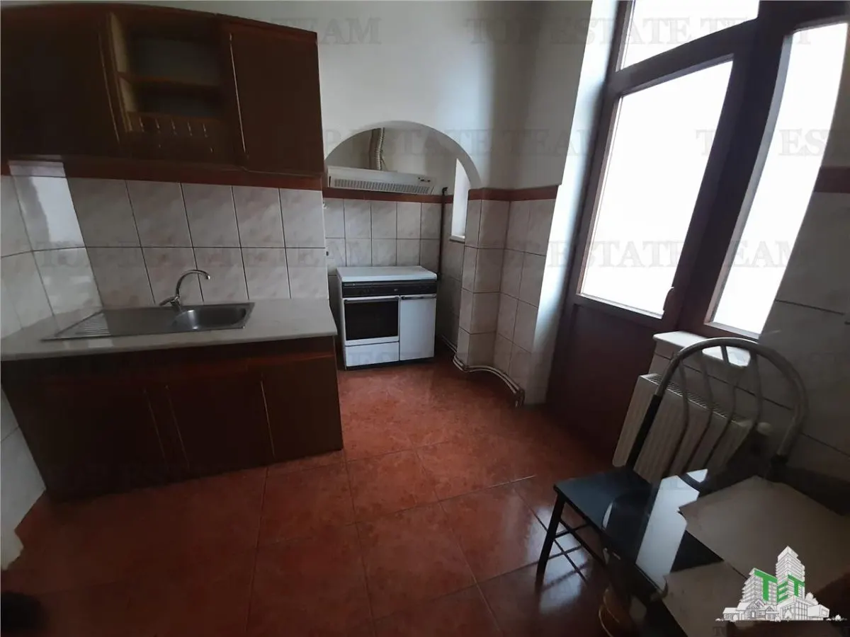 Piata Unirii – Direct Metro Access, 2-Bedroom Apartment with Parking - foto 15
