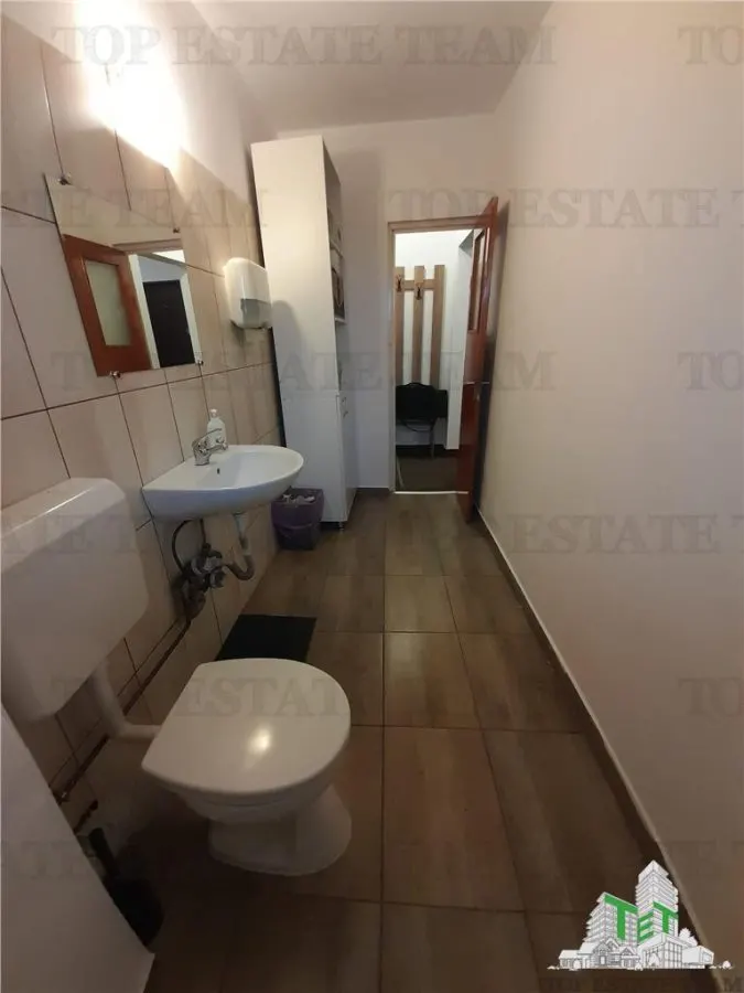 Piata Unirii – Direct Metro Access, 2-Bedroom Apartment with Parking - foto 16