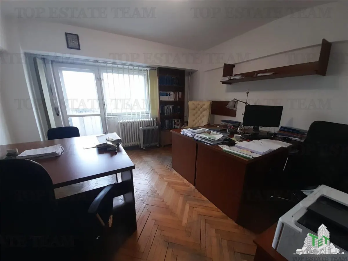 Piata Unirii – Direct Metro Access, 2-Bedroom Apartment with Parking - foto 5