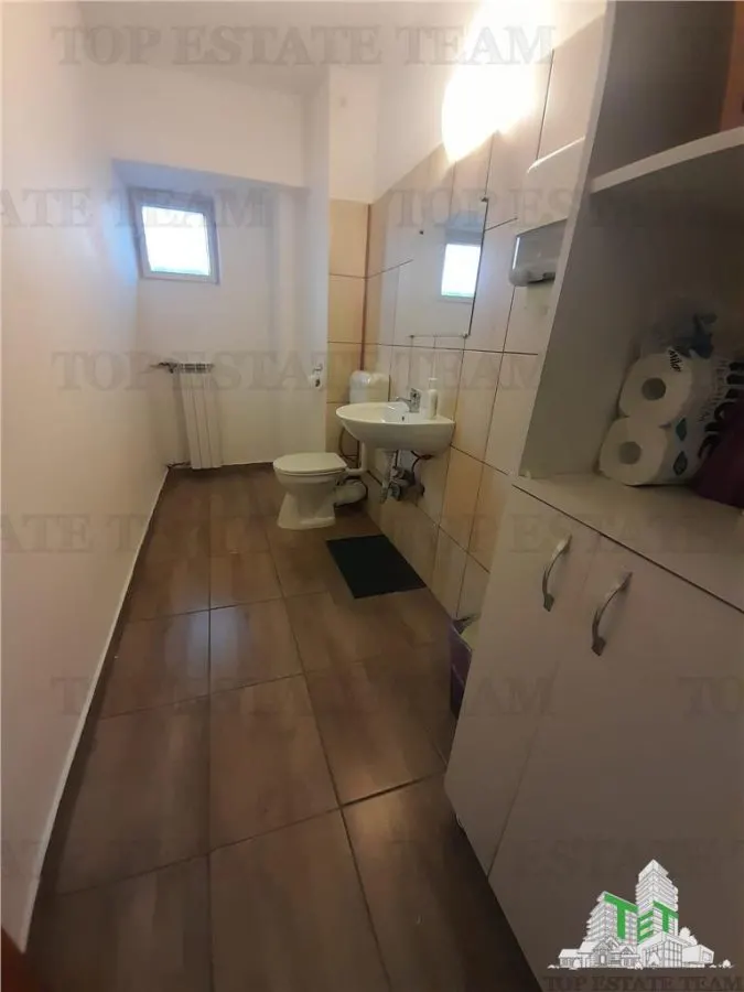 Piata Unirii – Direct Metro Access, 2-Bedroom Apartment with Parking - foto 9