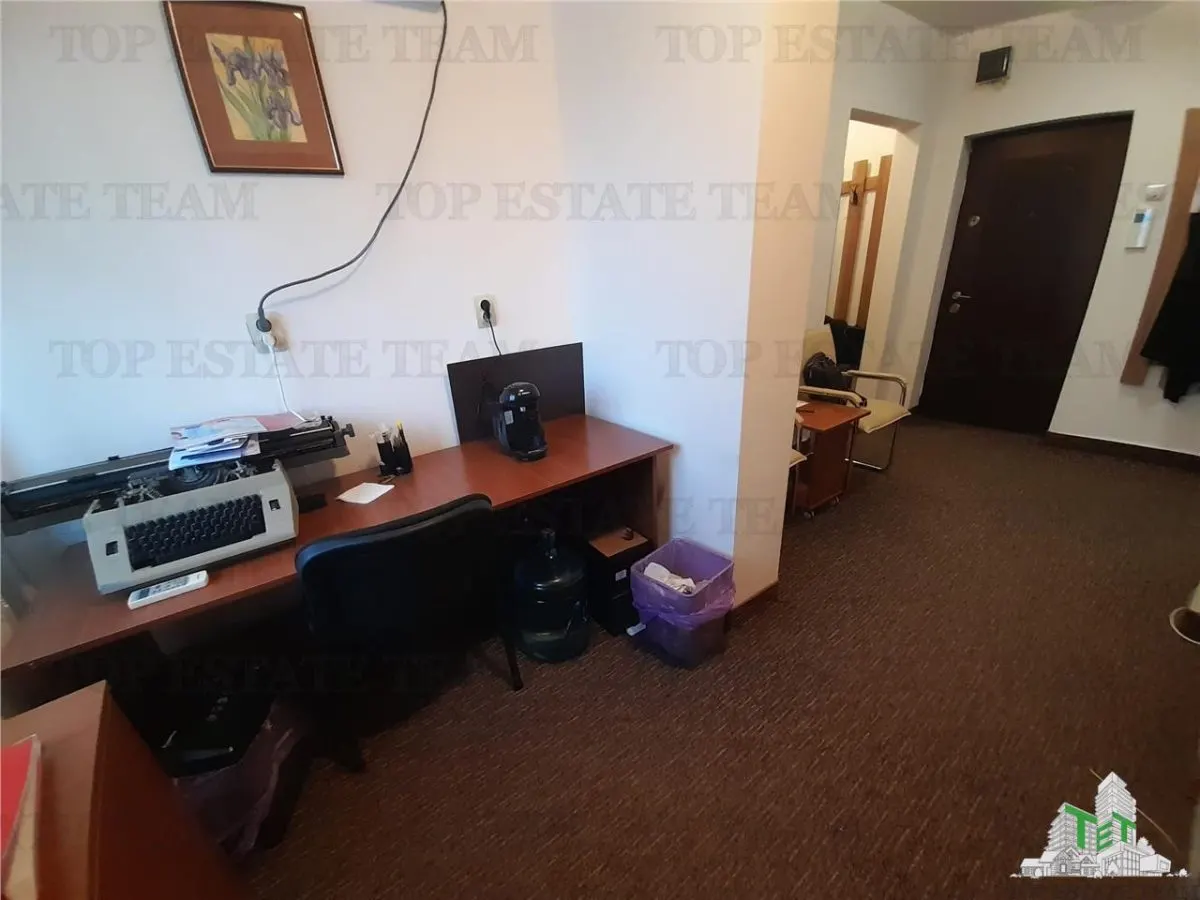 Piata Unirii – Direct Metro Access, 2-Bedroom Apartment with Parking - foto 10