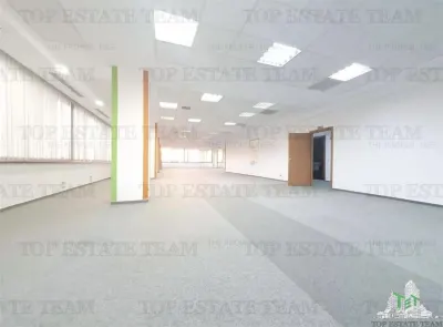 Espacio de Oficinas de 396 m² en Zona Lujerului - foto 3
