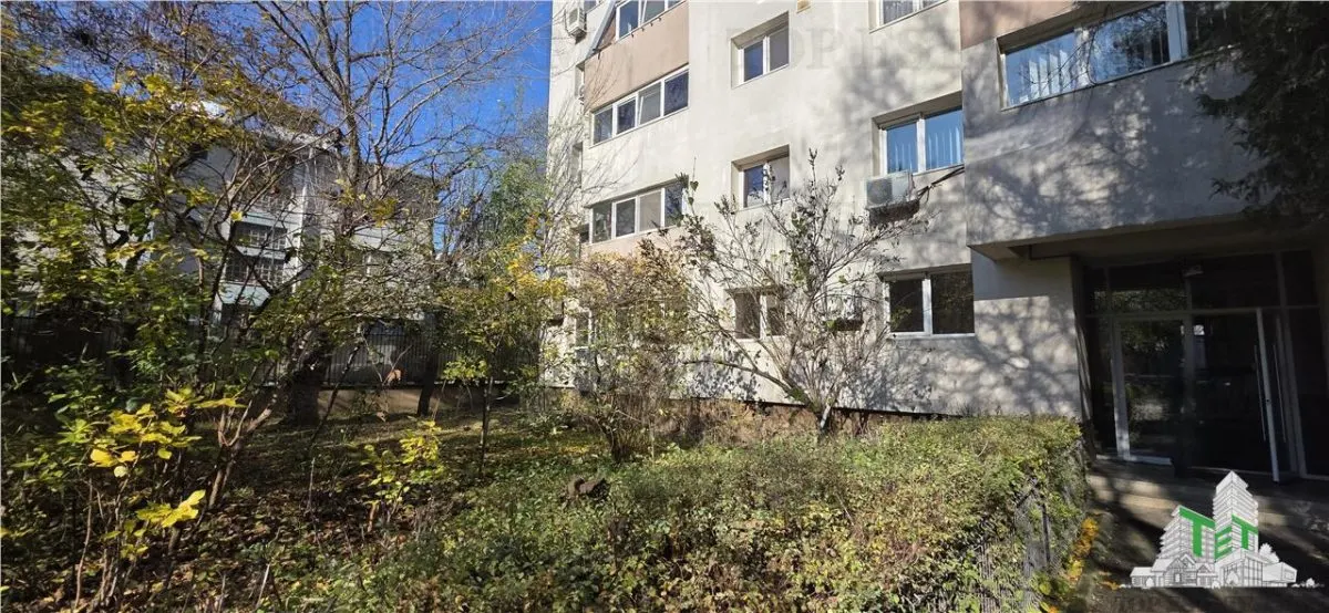 Three-Bedroom Apartment for Sale – Baneasa Herastrau - foto 11