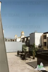 Exclusivo Dúplex Ático de 2 Dormitorios con Terraza de 100 m² - foto 12