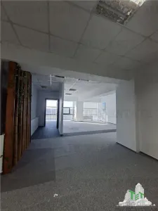 Oficina de 97 m² en Otopeni, Cerca del Aeropuerto Henri Coandă - foto 5