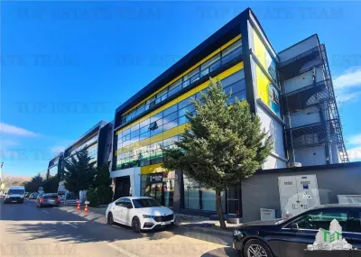 Oficina de 97 m² en Otopeni, Cerca del Aeropuerto Henri Coandă - foto 10