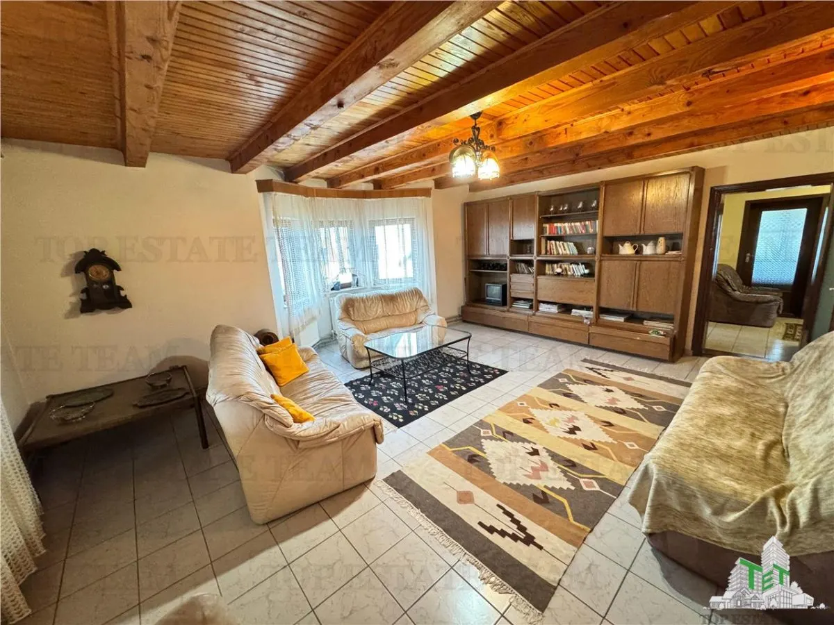 Villa for Sale in Branistea, 2,665 sqm Plot - foto 12