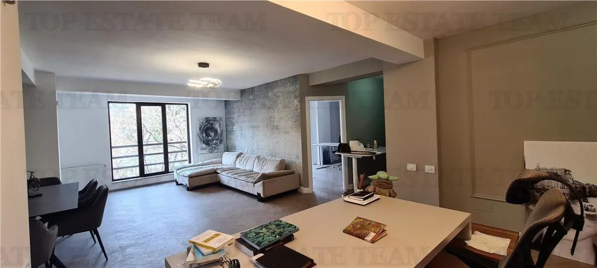 Four-Bedroom Apartment for Sale in Arcul de Triumf - foto 1