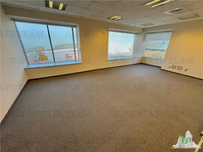 Espacio de Oficinas Premium en Alquiler con Vistas Panorámicas en Sector 6 - foto 14