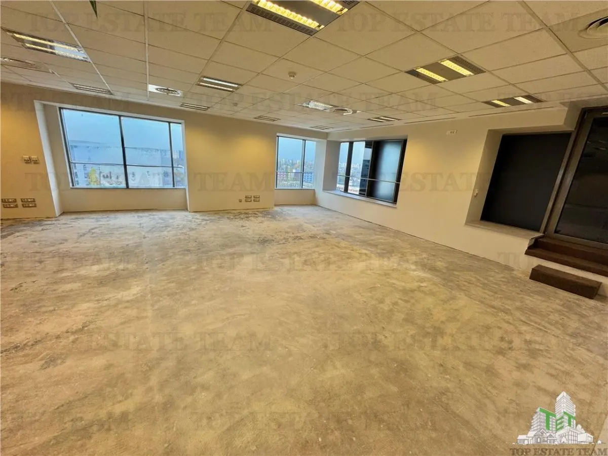 Espacio de Oficinas Premium en Alquiler con Vistas Panorámicas en Sector 6 - foto 17