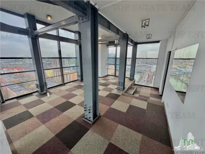 Espacio de Oficinas Premium en Alquiler con Vistas Panorámicas en Sector 6 - foto 3