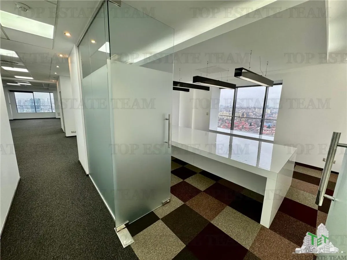 Espacio de Oficinas Premium en Alquiler con Vistas Panorámicas en Sector 6 - foto 4