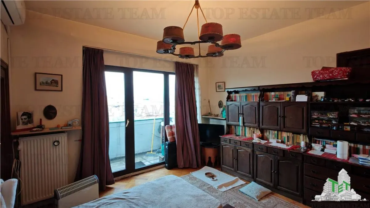 3-Bedroom Apartment, Ultra-Central Sector 2 with Private Lift Access - foto 14