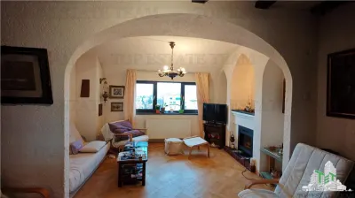 3-Bedroom Apartment, Ultra-Central Sector 2 with Private Lift Access - foto 4