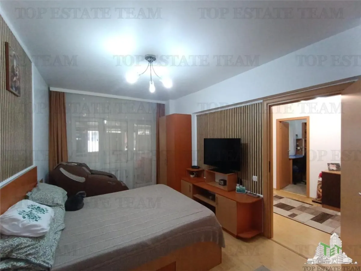 Charmant Appartement 3 Chambres avec Balcon et Parking, 63m² - Secteur 6 - foto 13