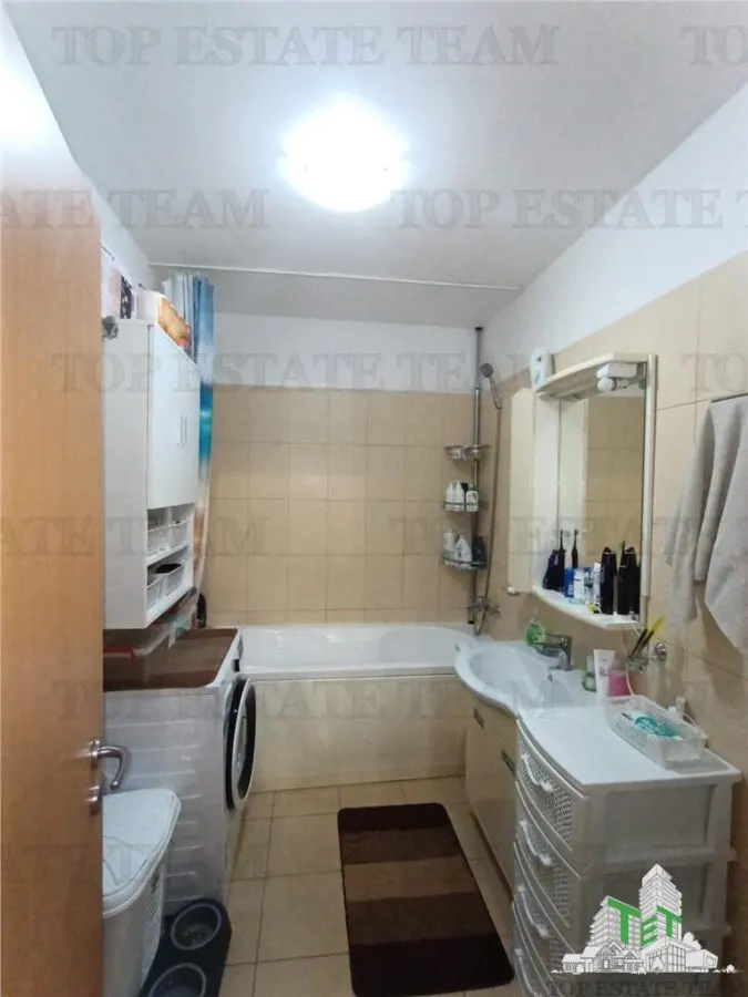 Charmant Appartement 3 Chambres avec Balcon et Parking, 63m² - Secteur 6 - foto 16