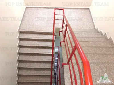 Charmant Appartement 3 Chambres avec Balcon et Parking, 63m² - Secteur 6 - foto 17