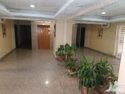 Charmant Appartement 3 Chambres avec Balcon et Parking, 63m² - Secteur 6 - foto 19