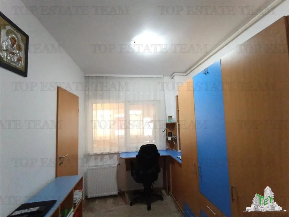 Charmant Appartement 3 Chambres avec Balcon et Parking, 63m² - Secteur 6 - foto 10