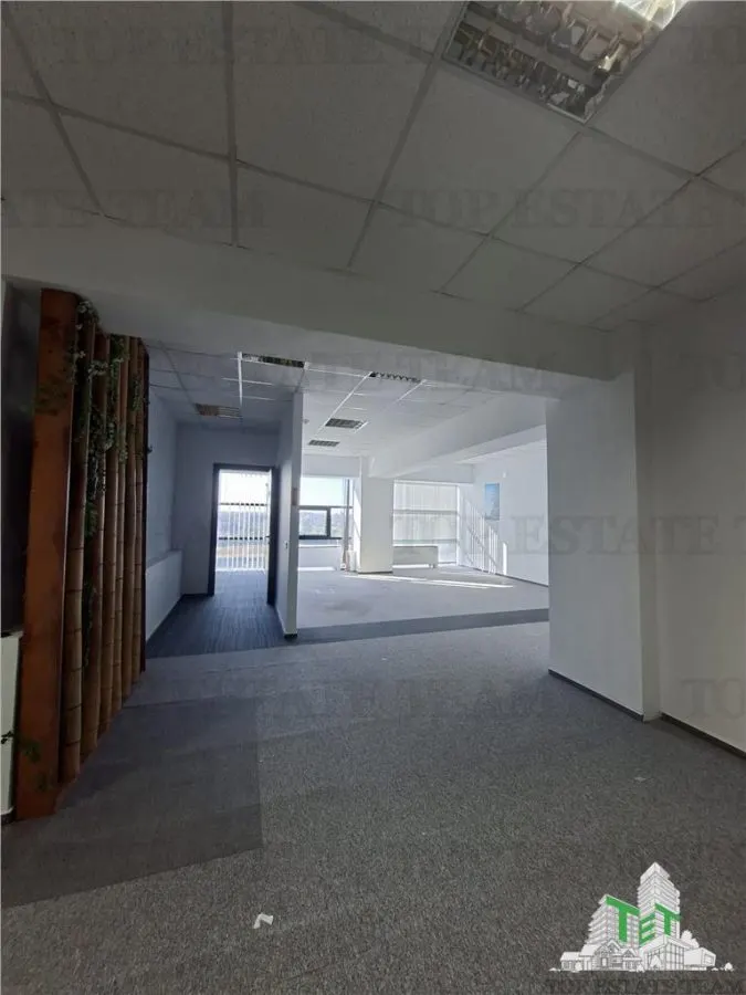 Espace Bureau de 110 m² à Otopeni, Proche de l'Aéroport - foto 3