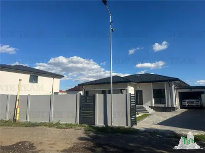 Spacious Single-Storey Villa with Garage and 4 Bedrooms, Bragadiru - foto 2