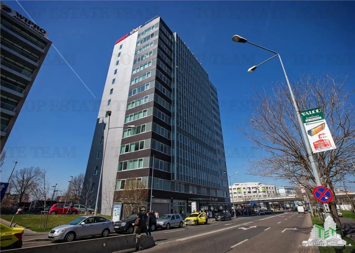 Espacio de Oficinas Moderno de 372 m² en Floreasca, Bucarest - foto 6