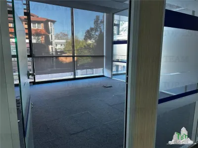 Espace Bureaux Haut de Gamme 636 m² à Herastrau, Bucuresti - foto 17