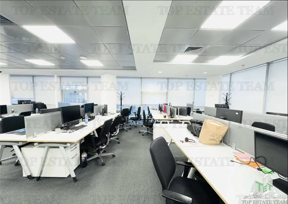 130 sqm Ground Floor Office Space at Piata Victoriei, Bucuresti - foto 1