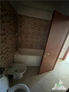 3-Bedroom Apartment - Central Brăila - For Sale - foto 14
