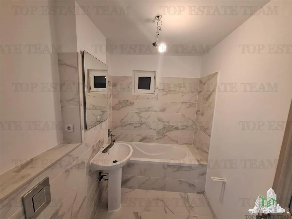 Elegant 4-Bedroom Apartment for Sale in Braila - foto 13