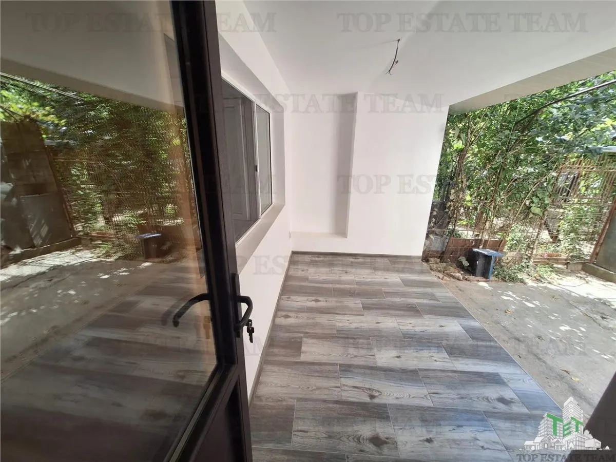 Elegant 4-Bedroom Apartment for Sale in Braila - foto 15