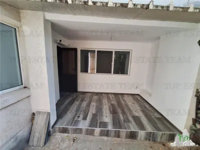 Elegant 4-Bedroom Apartment for Sale in Braila - foto 16
